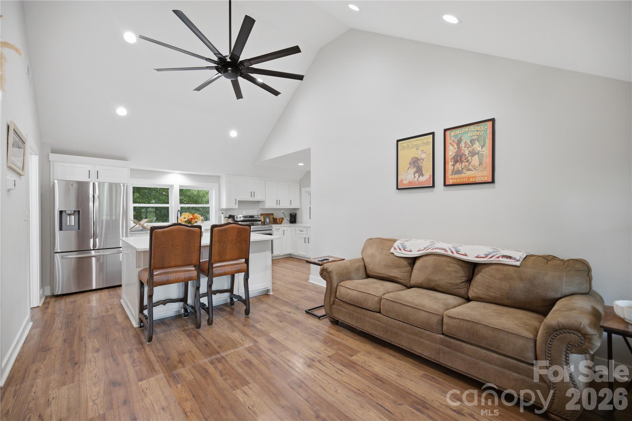 594 Rash Road Property Photo 8