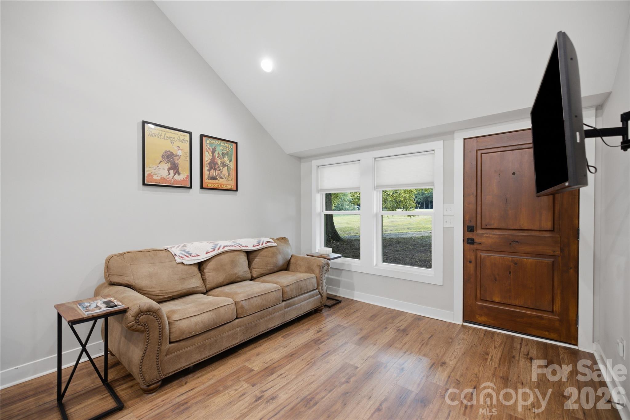 594 Rash Road Property Photo 9