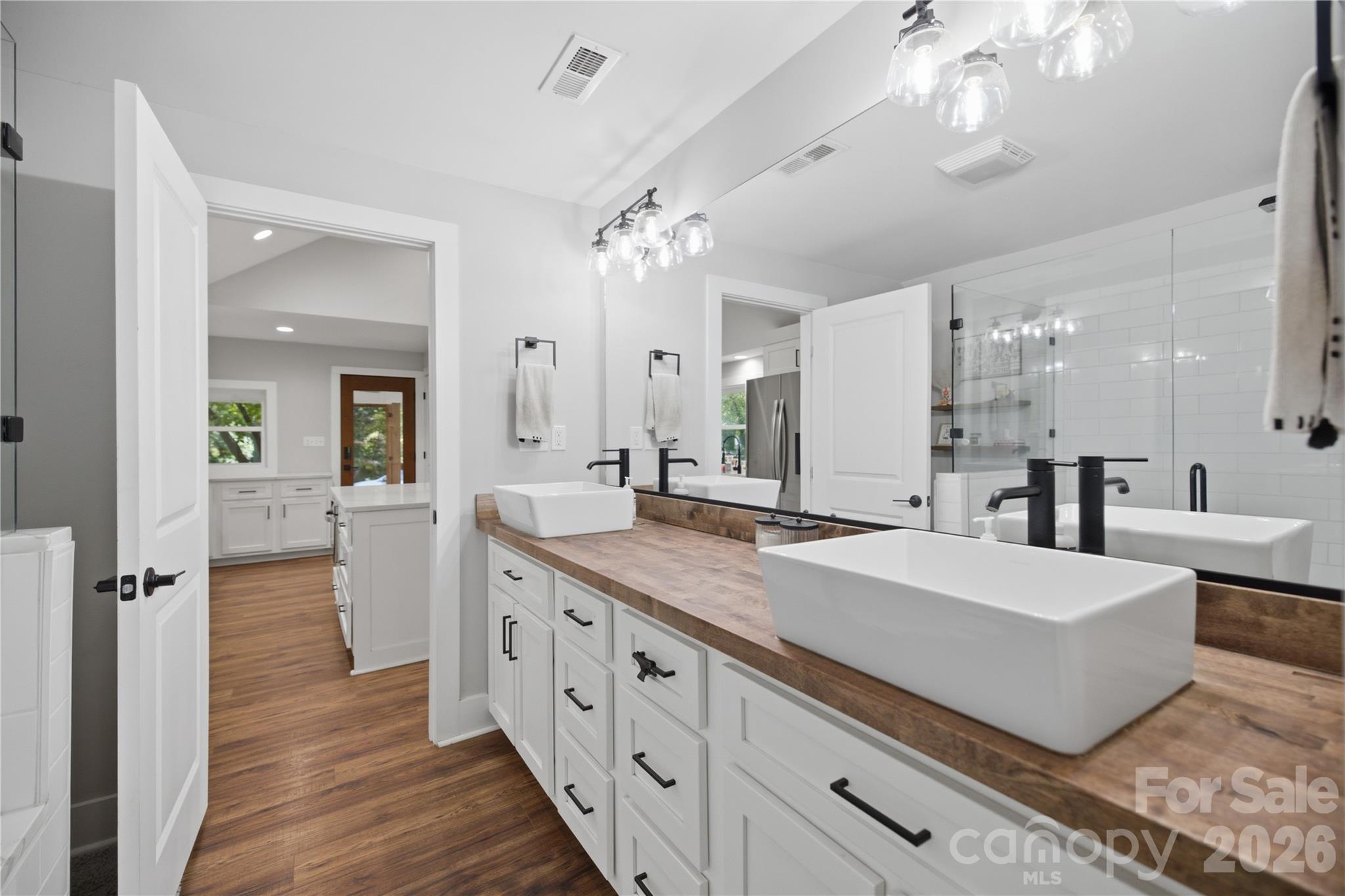 594 Rash Road Property Photo 11