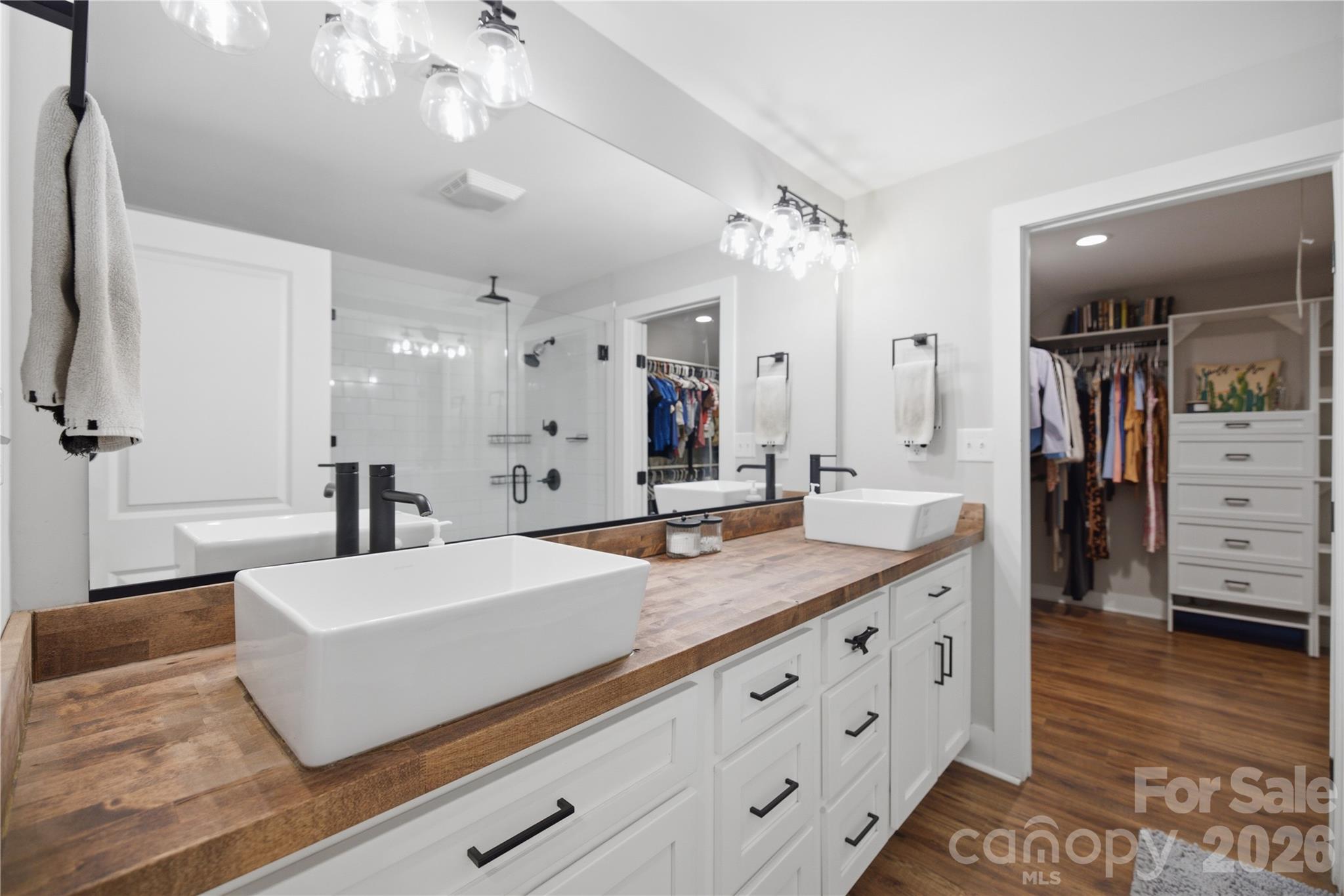 594 Rash Road Property Photo 12