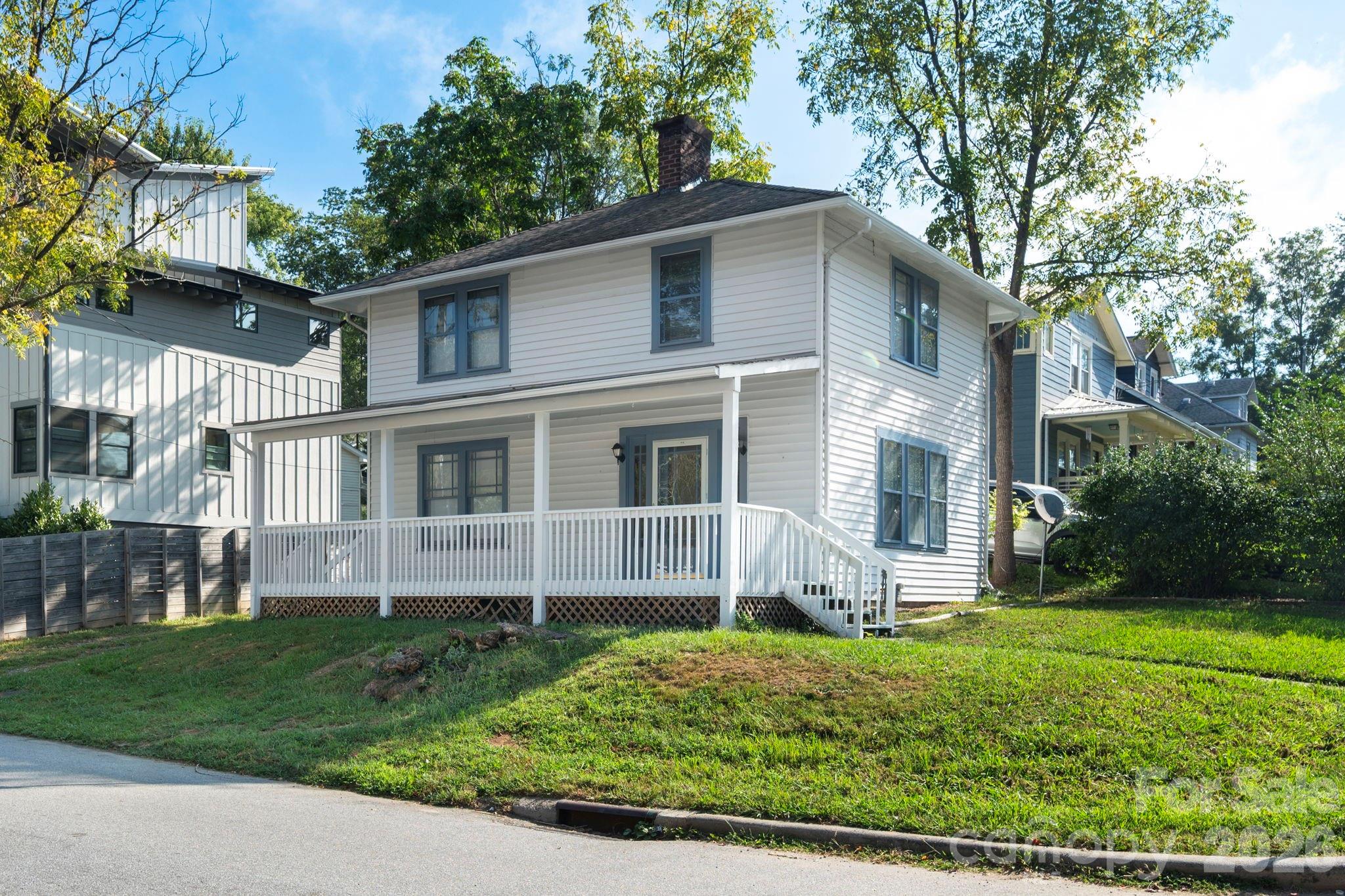 203 Pennsylvania Avenue Property Photo 1