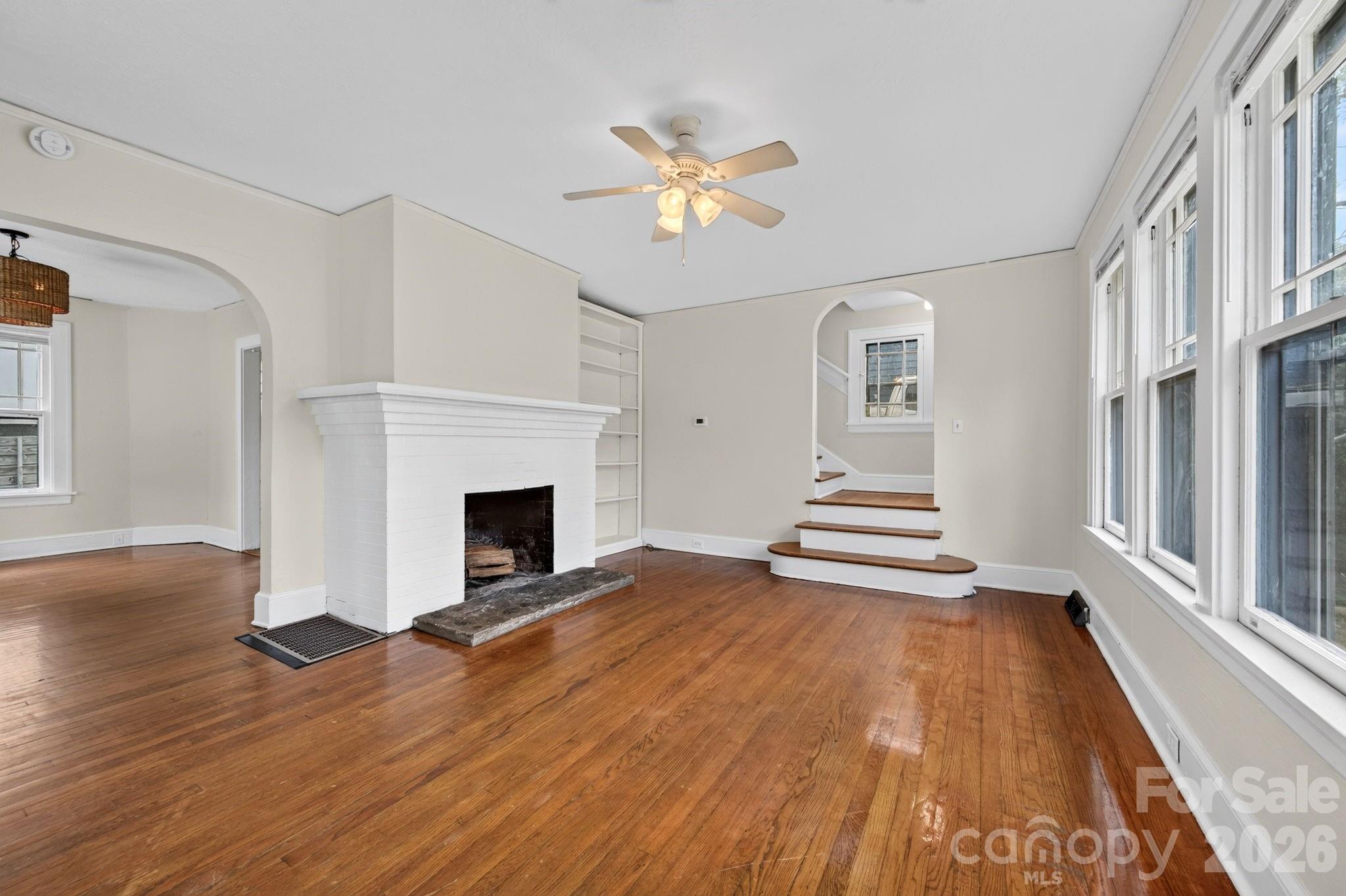 203 Pennsylvania Avenue Property Photo 4