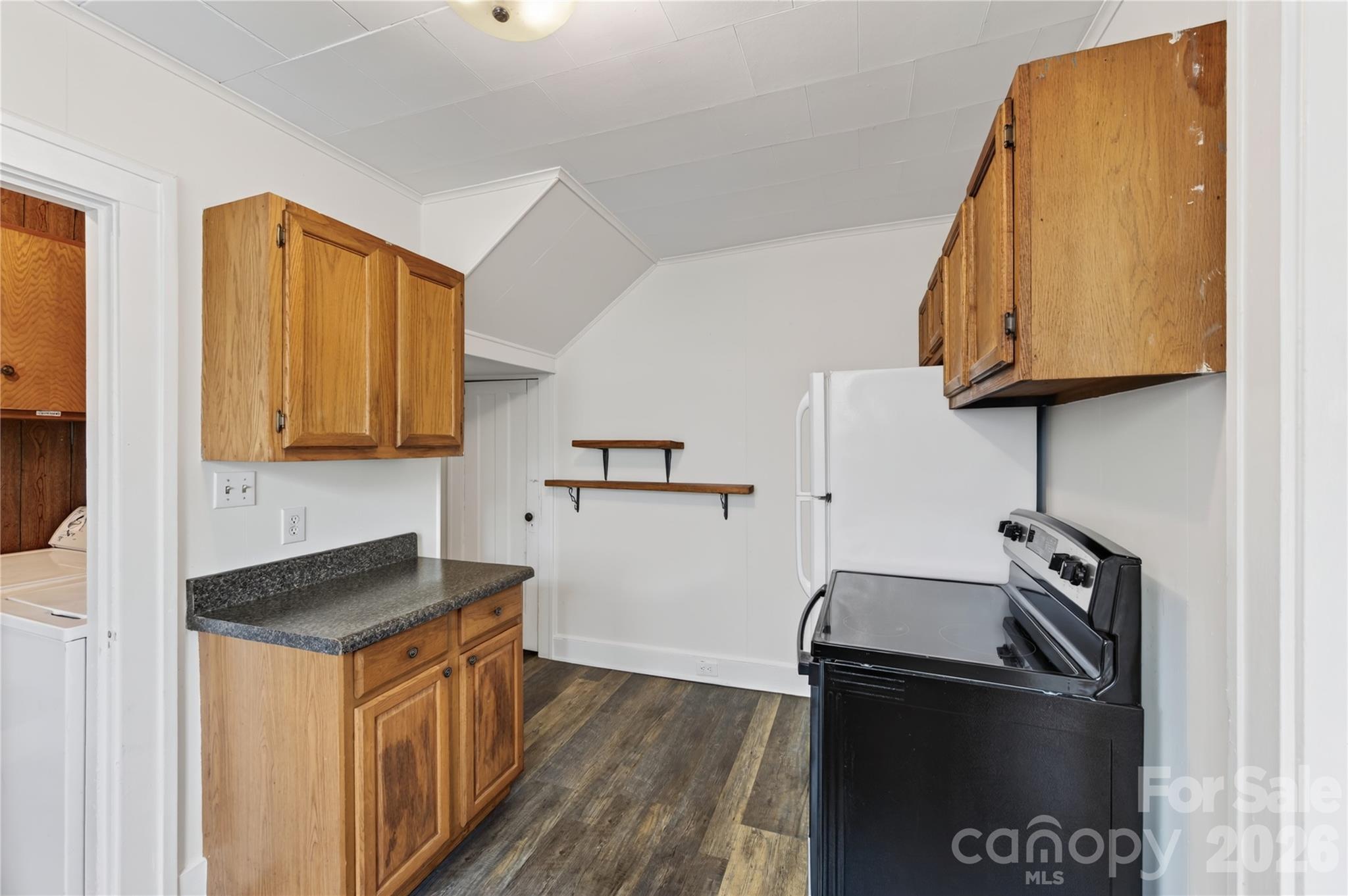 203 Pennsylvania Avenue Property Photo 11