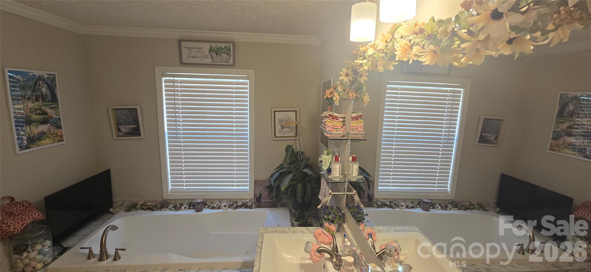77 Raccoon Ridge Property Photo 6