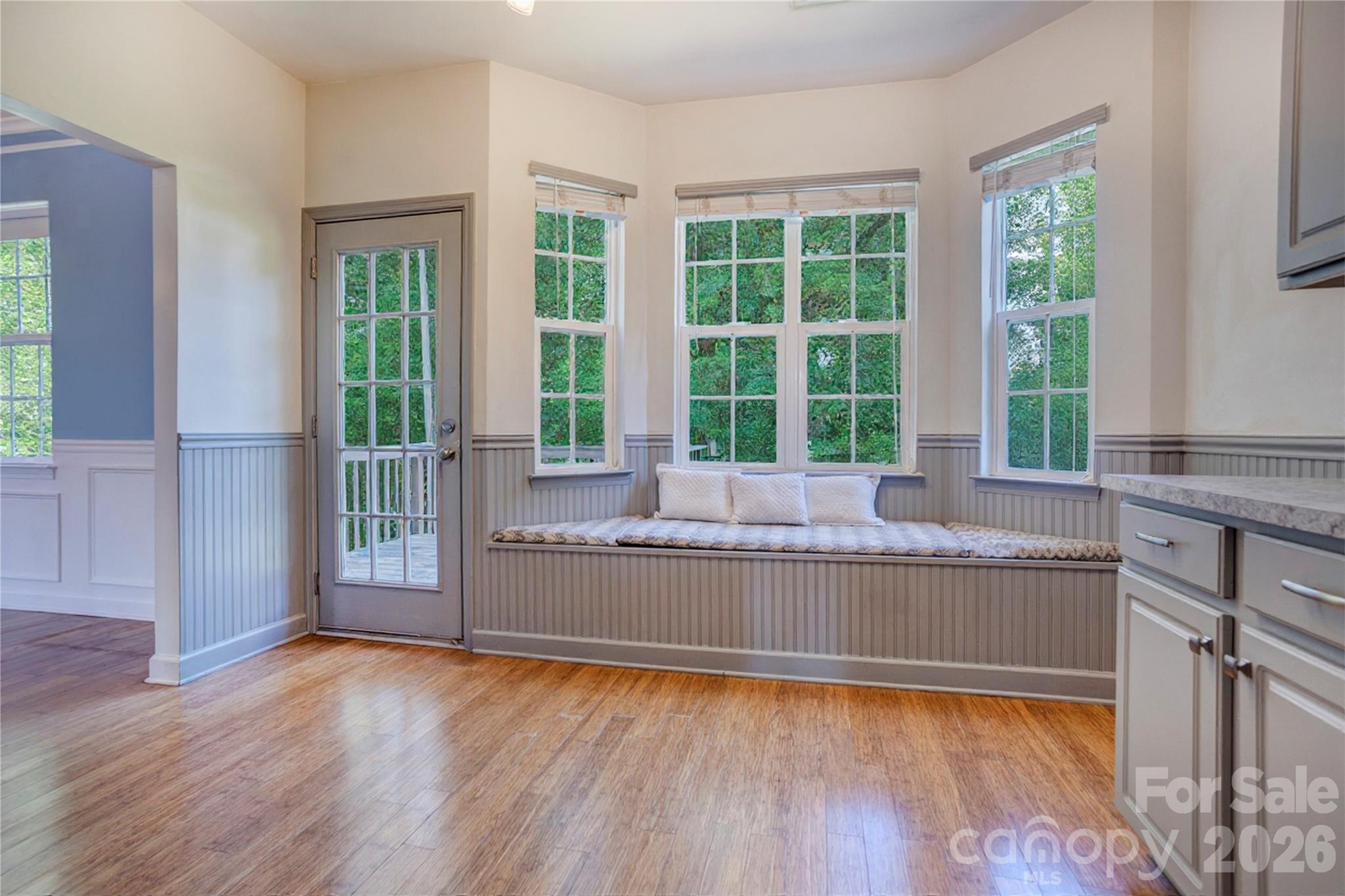 4296 Deacon Court Property Photo 10