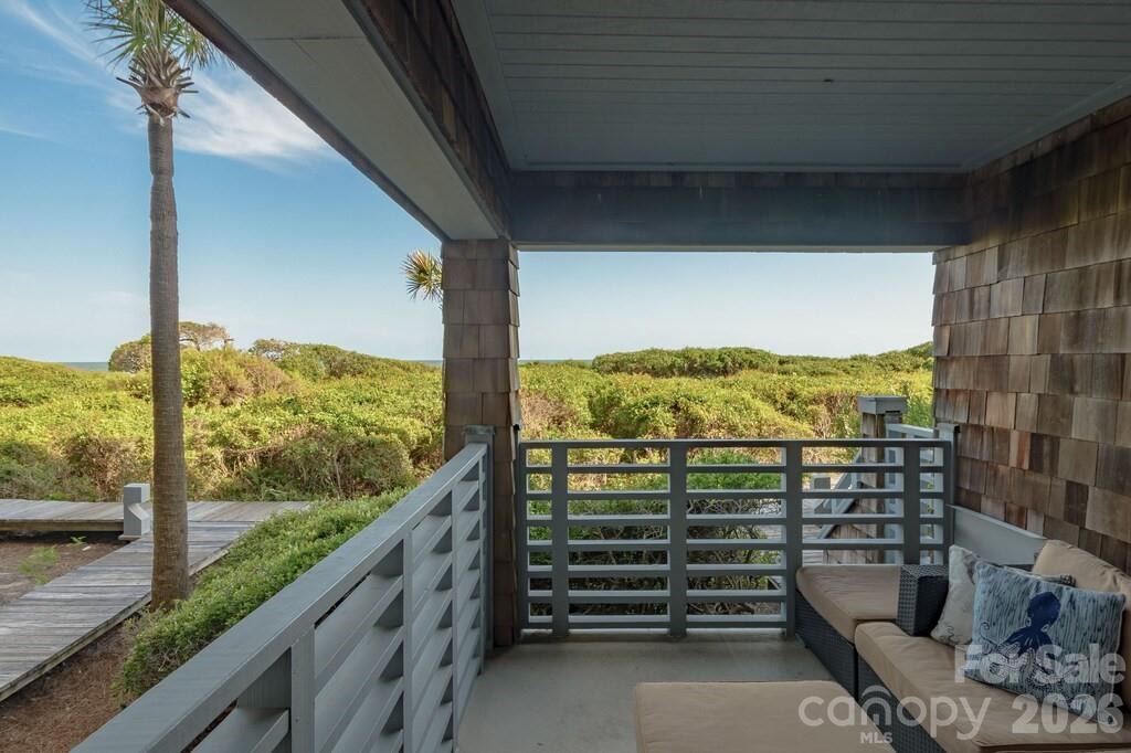 4413 Sea Forest Drive Property Photo 3