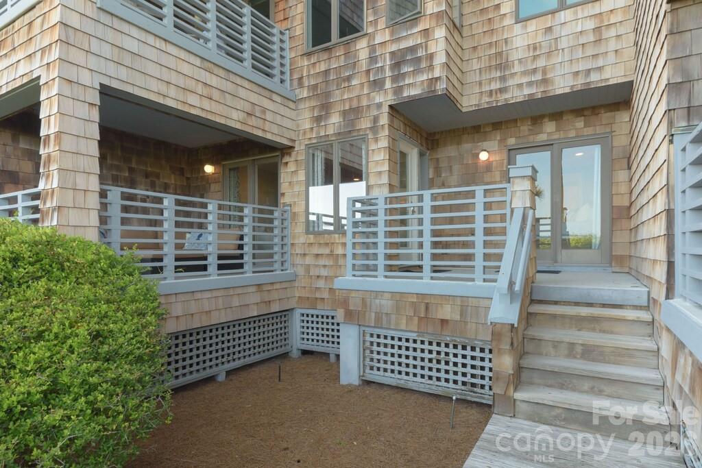 4413 Sea Forest Drive Property Photo 18