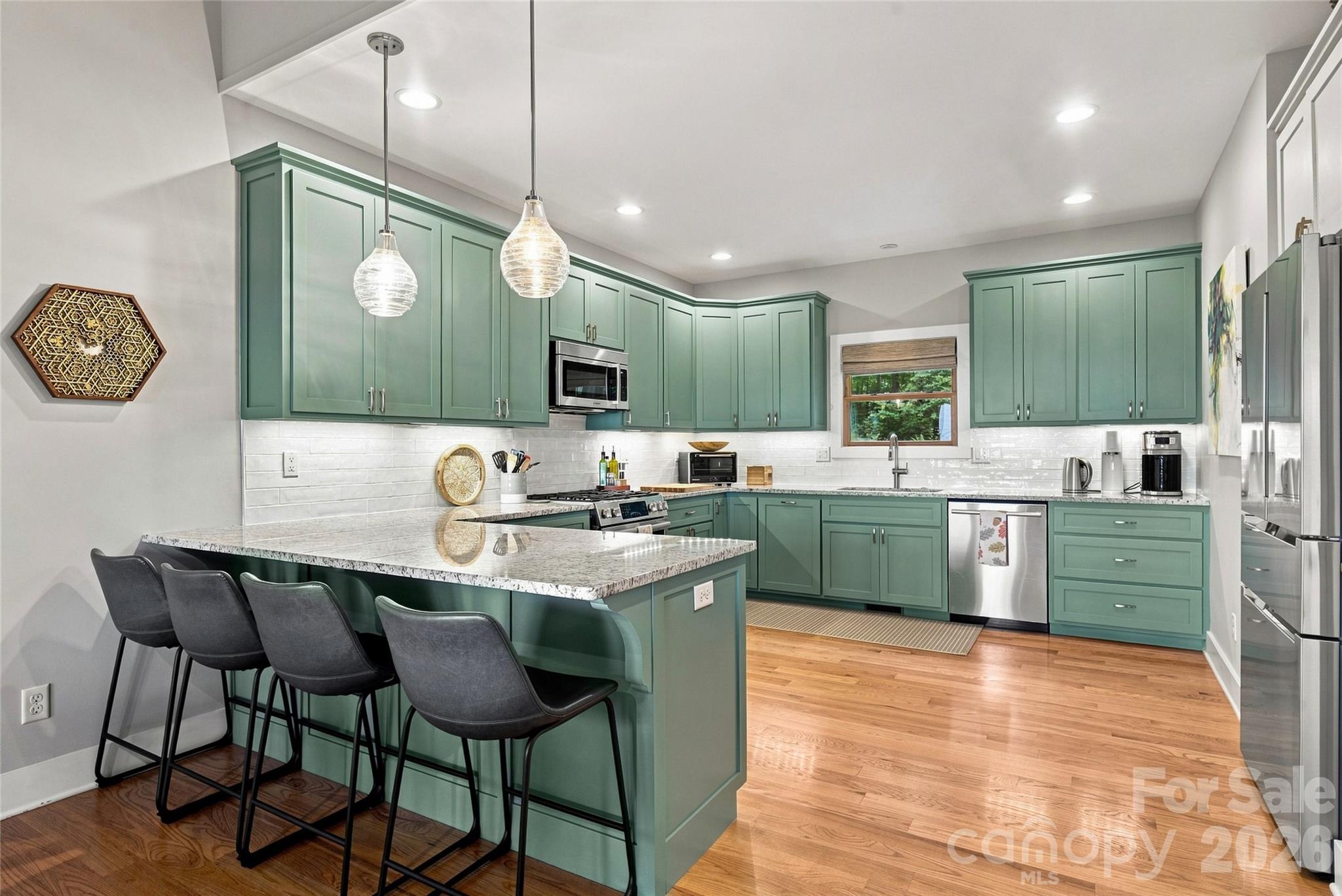 600 Tanglewood Lane Property Photo 4