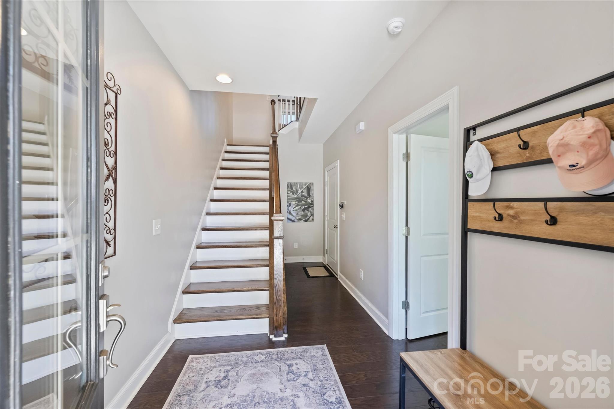 1125 Towns Hill Way Property Photo 3