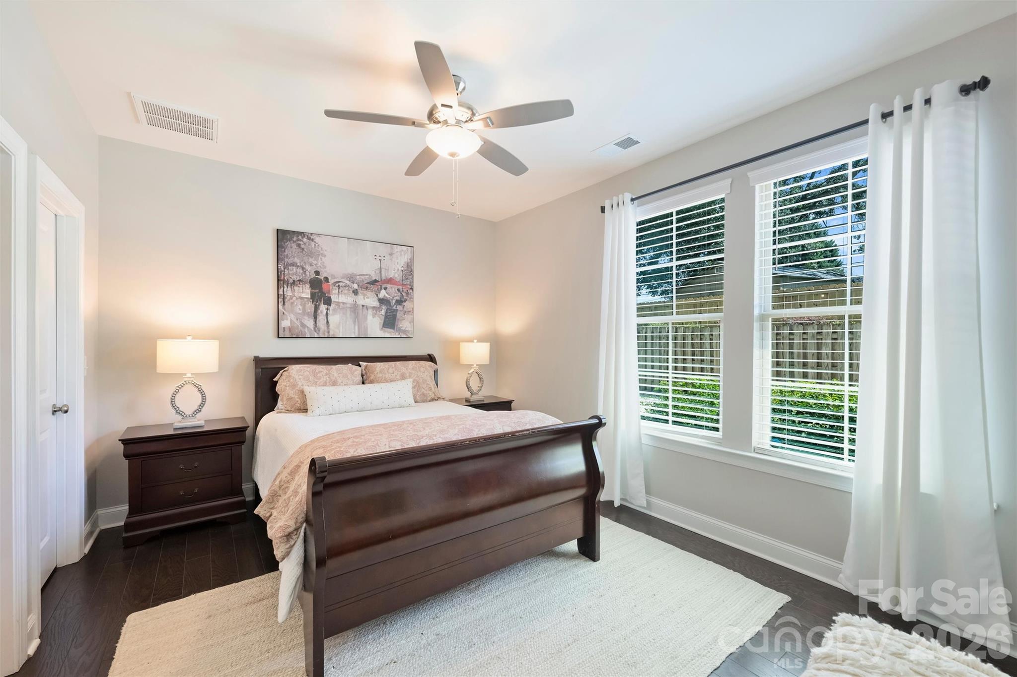 1125 Towns Hill Way Property Photo 5