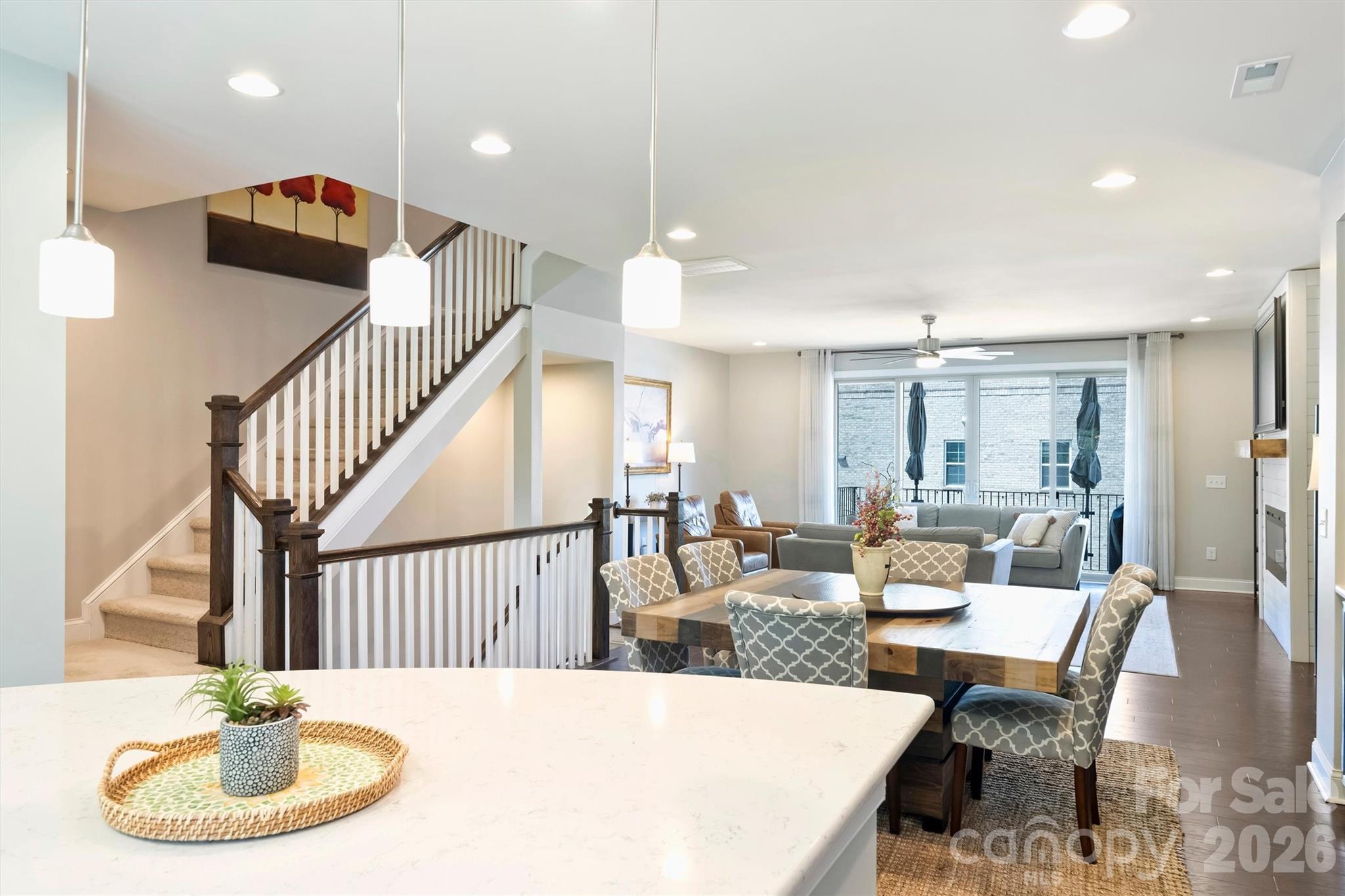 1125 Towns Hill Way Property Photo 15