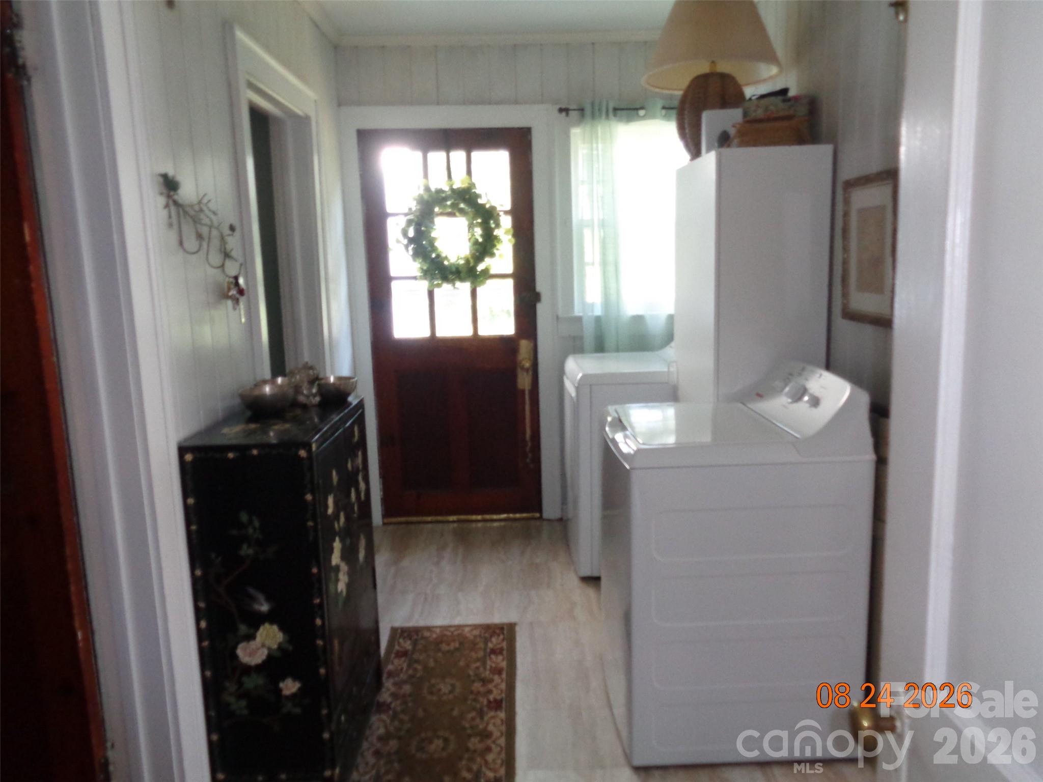 107 Bickett Street Property Photo 4