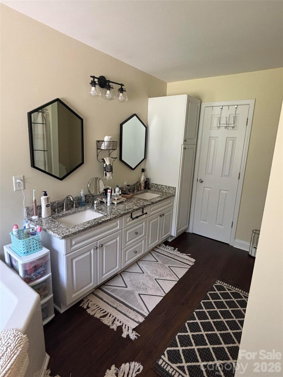 5100 Basswood Drive Property Photo 10
