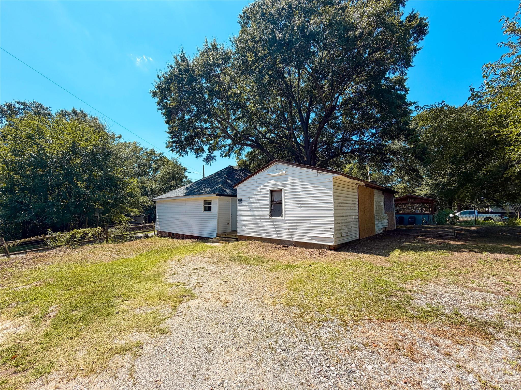 107 Drake Street Property Photo 14