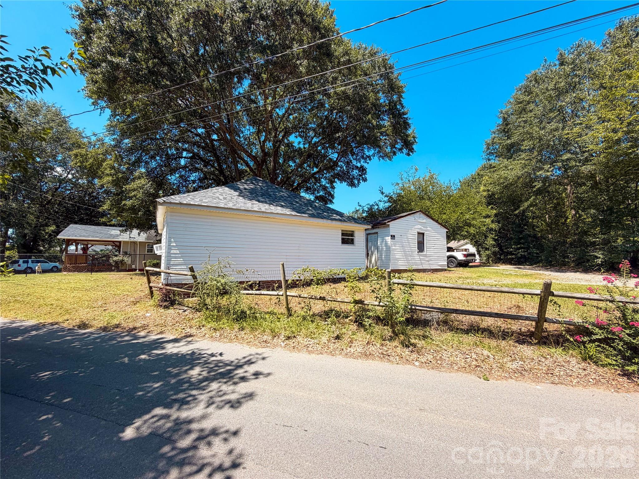107 Drake Street Property Photo 16