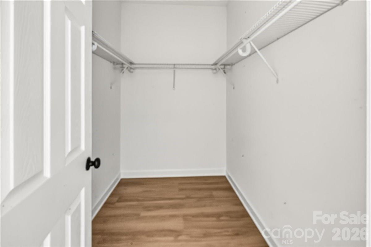 1034 Grady Street Property Photo 16