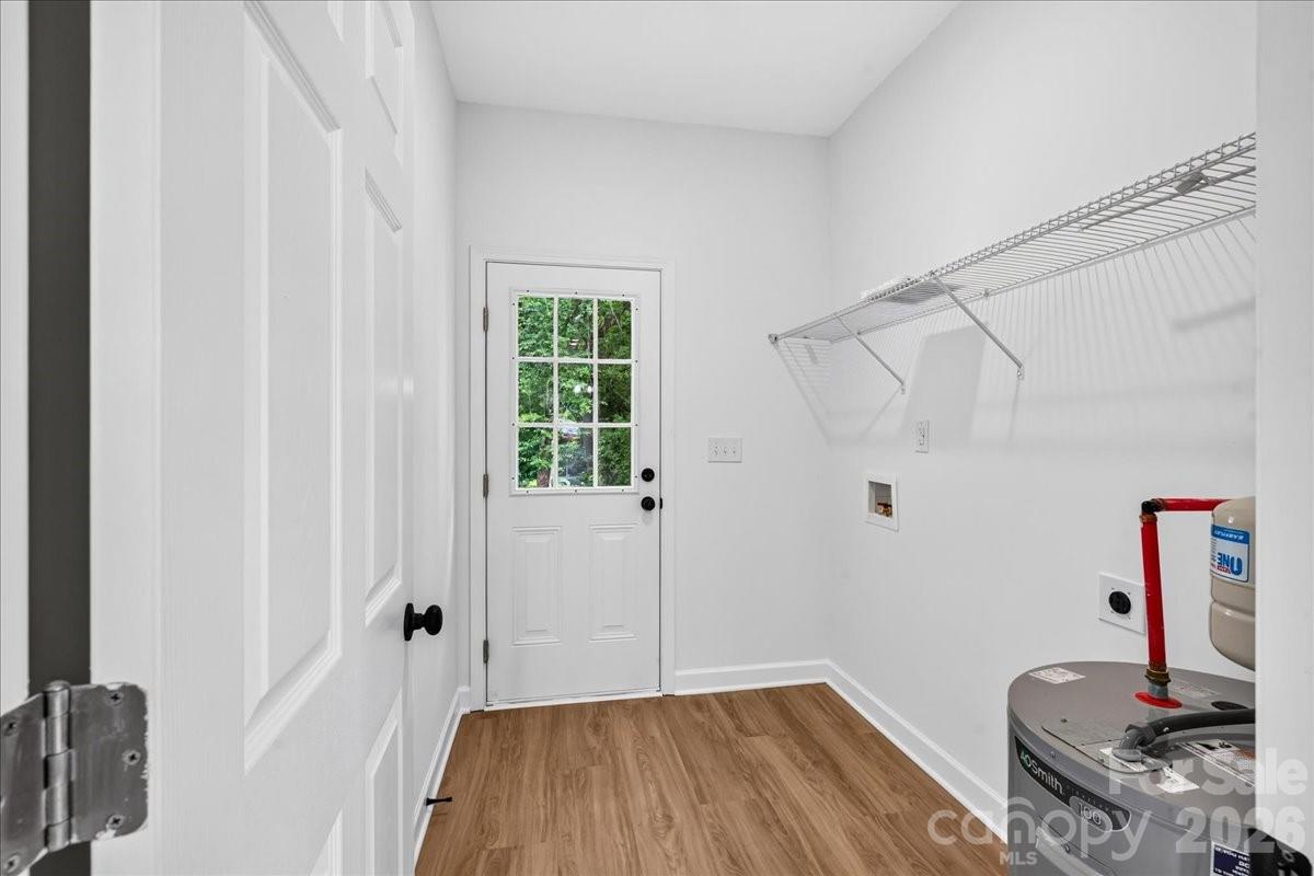 1034 Grady Street Property Photo 21