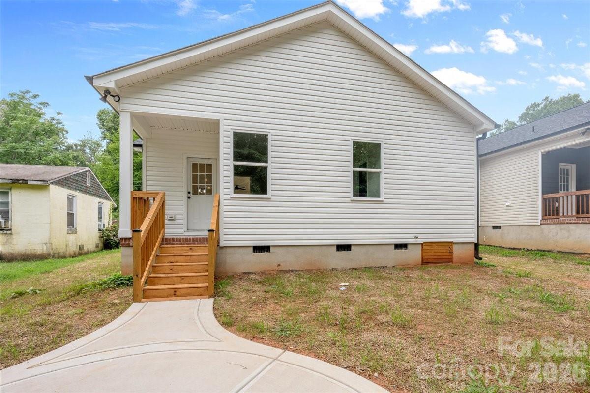 1034 Grady Street Property Photo 23