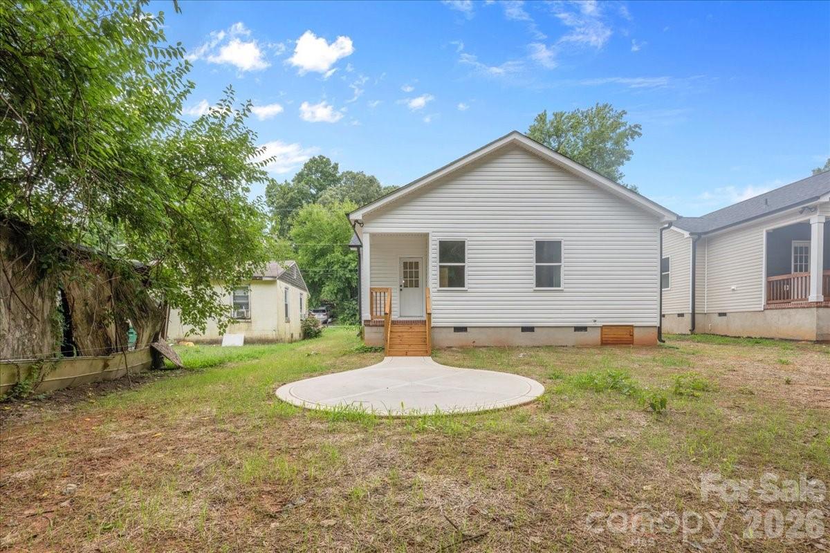 1034 Grady Street Property Photo 24