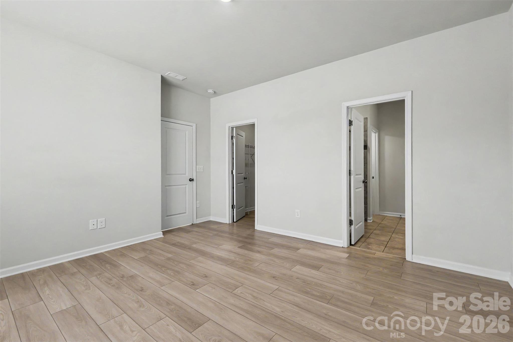 933 Cobbled Way Property Photo 11