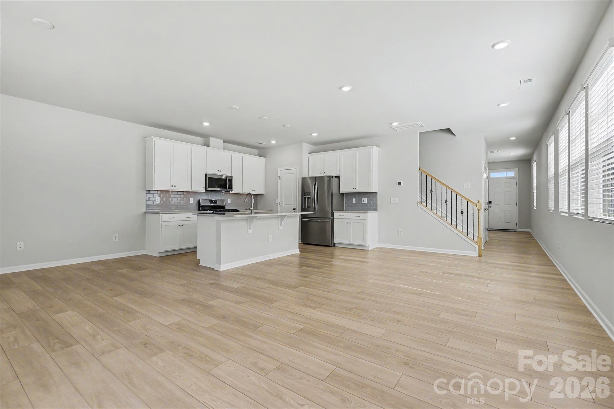 933 Cobbled Way Property Photo 18