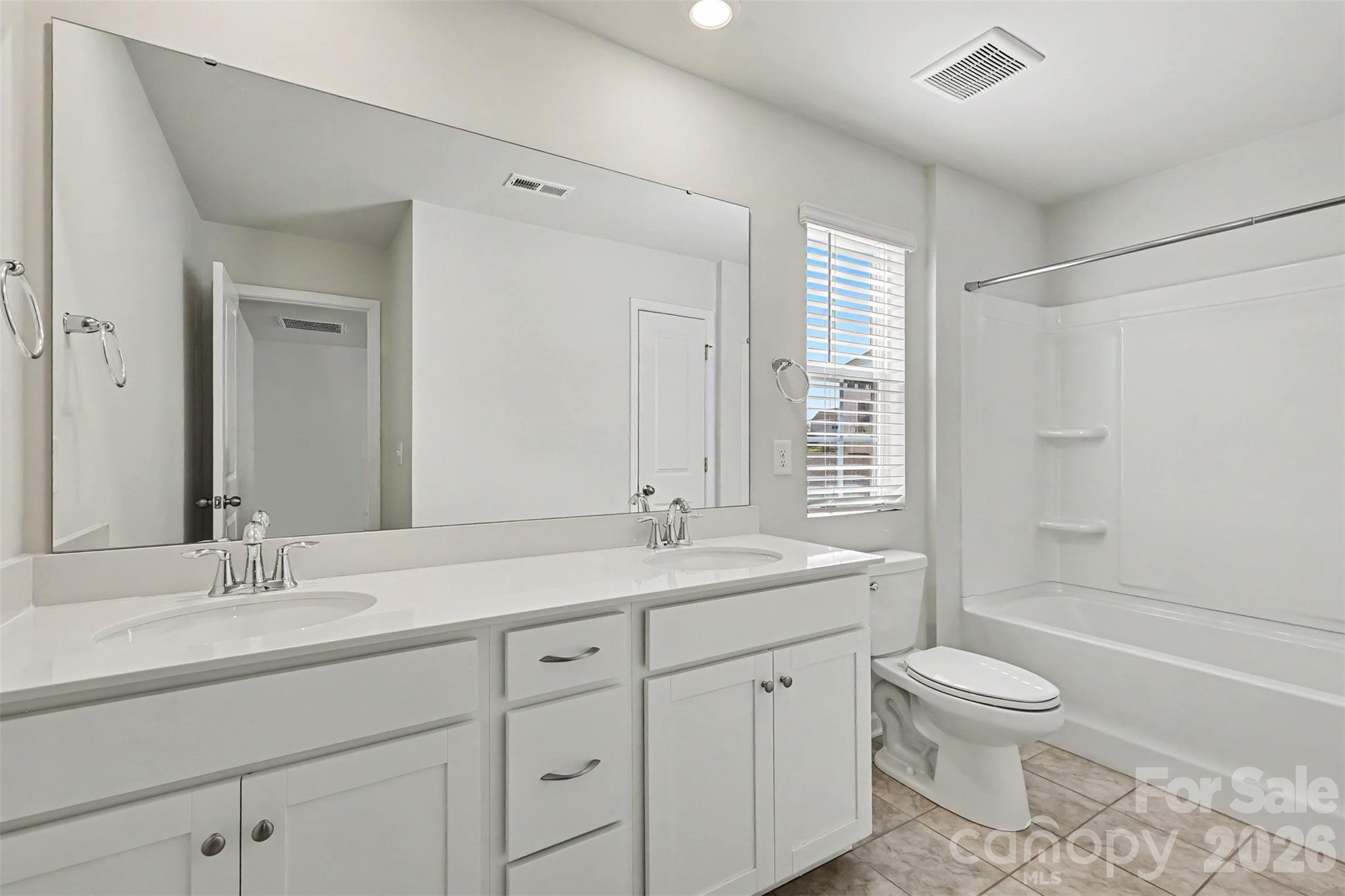 933 Cobbled Way Property Photo 31