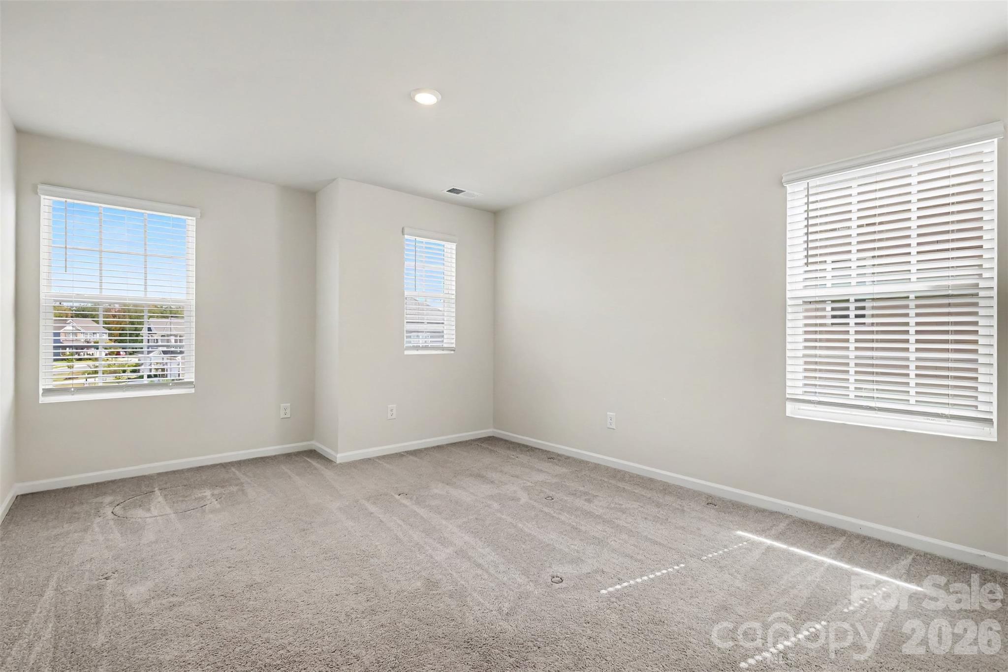 933 Cobbled Way Property Photo 32