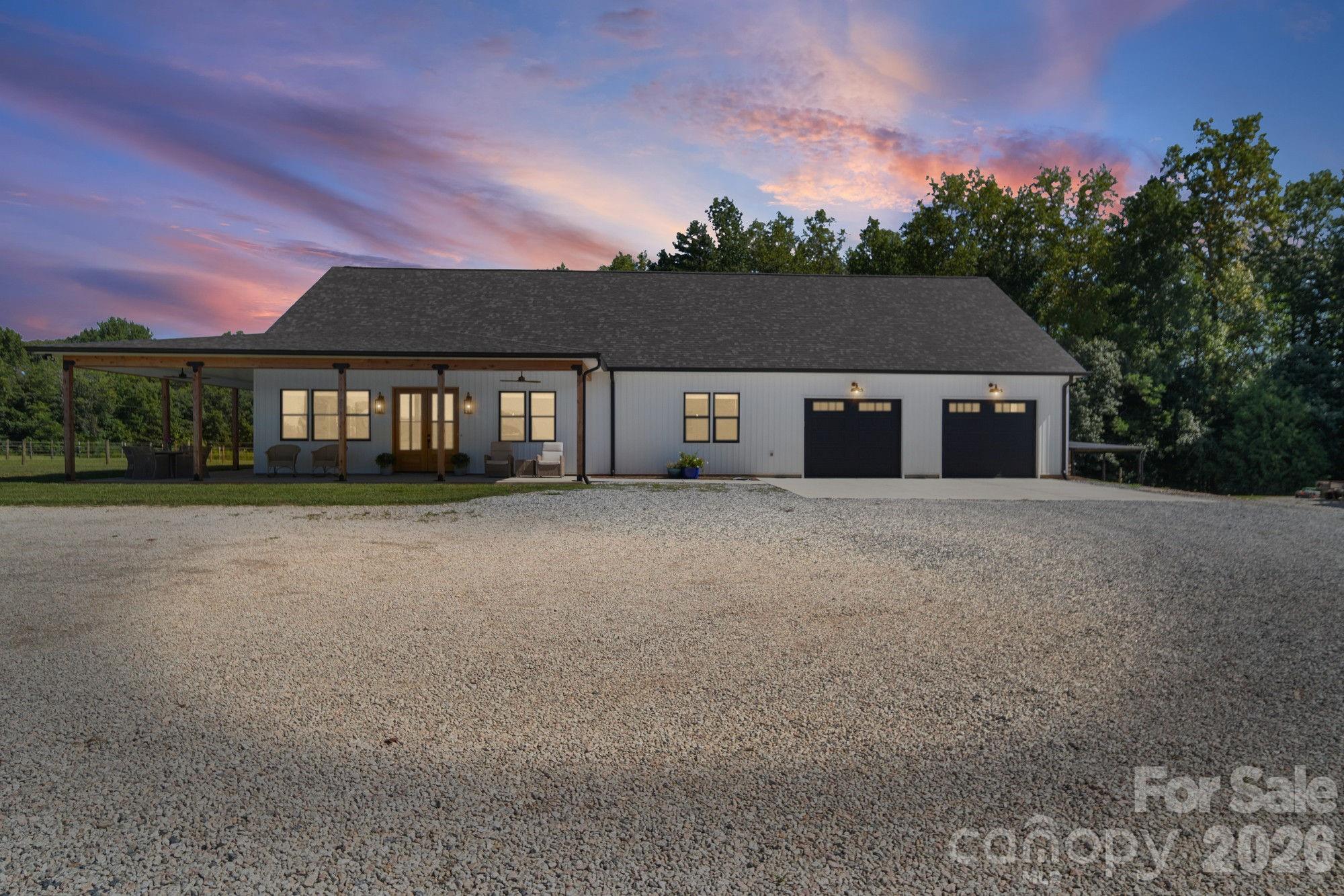 4035 Daugherty Road Property Photo 1