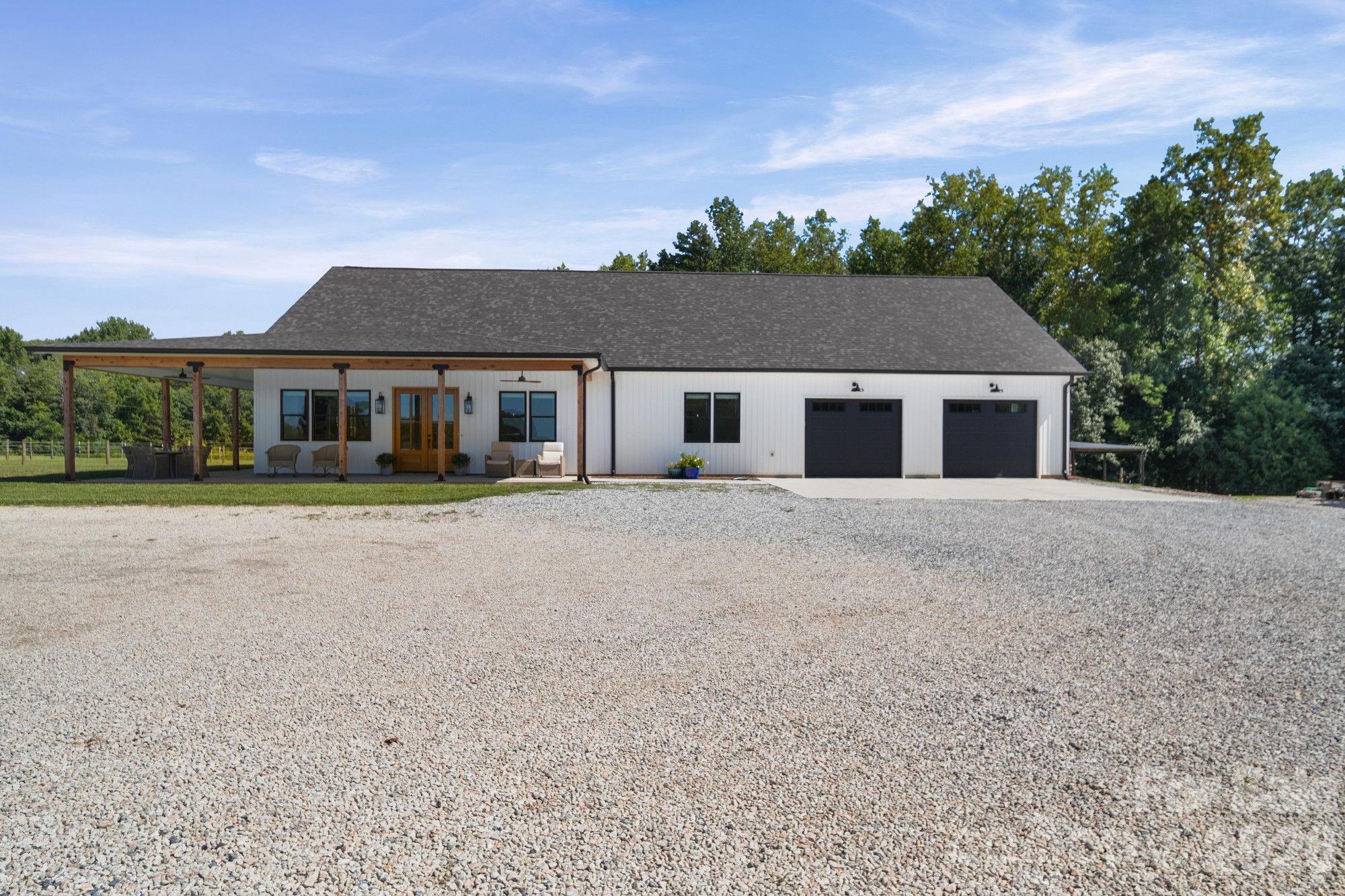 4035 Daugherty Road Property Photo 3