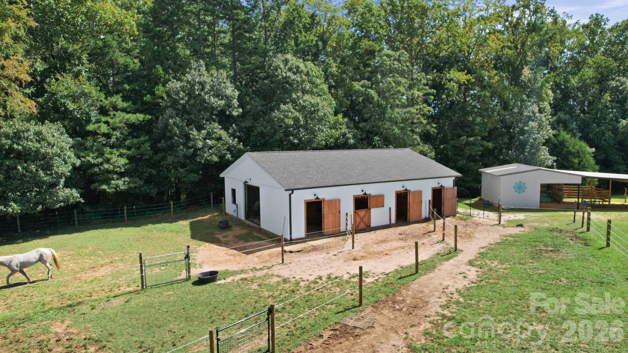 4035 Daugherty Road Property Photo 32
