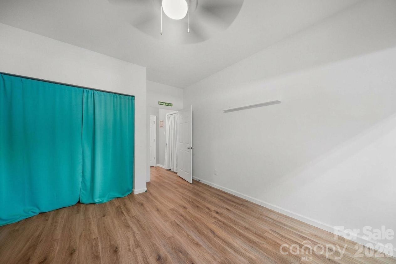 4035 Daugherty Road Property Photo 43