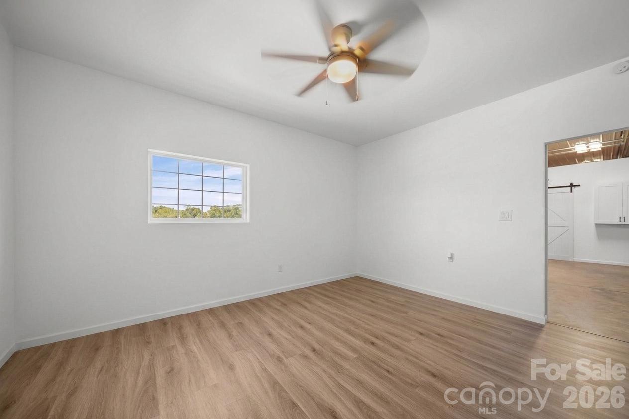 4035 Daugherty Road Property Photo 44