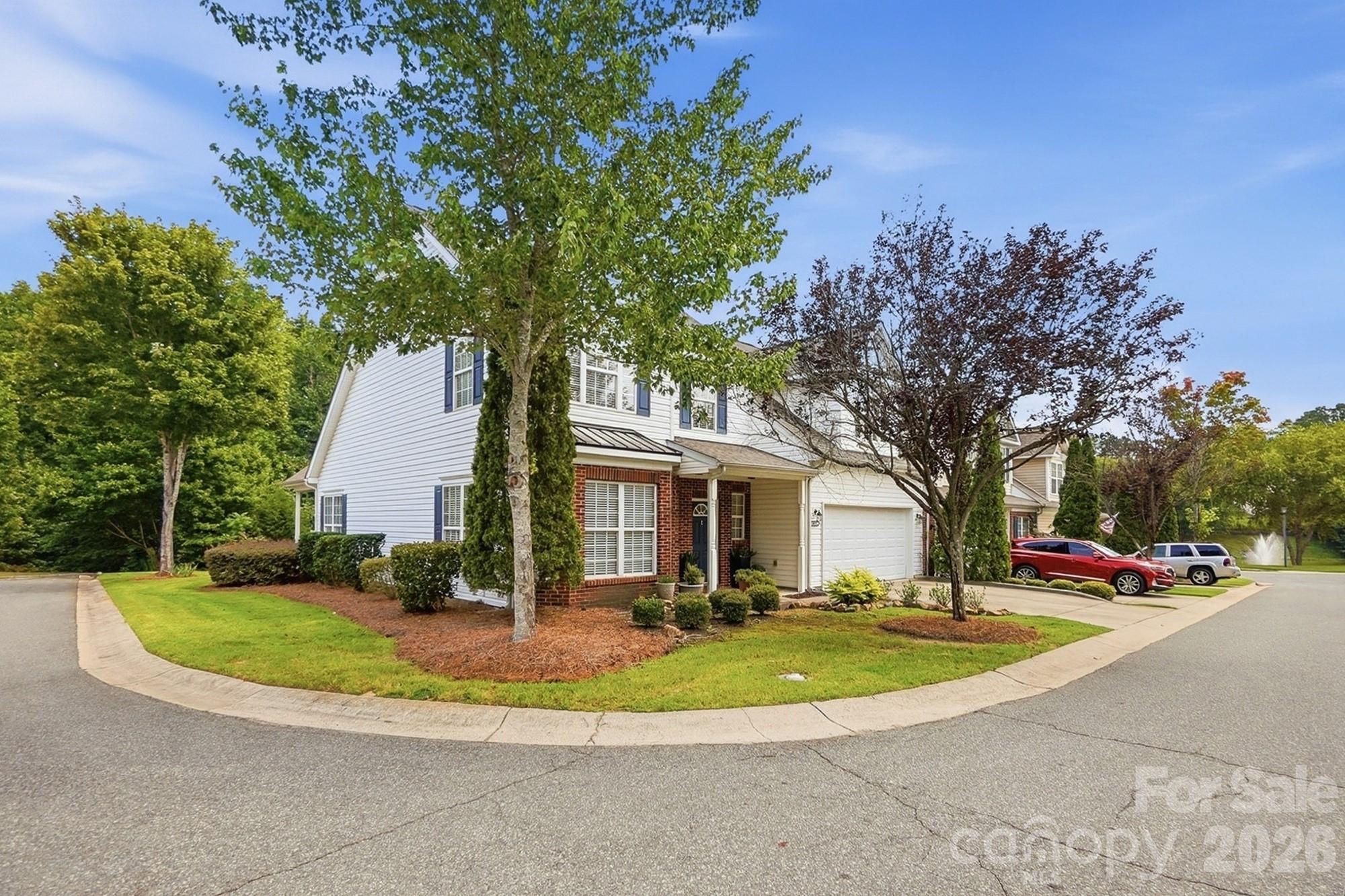 10933 Stone Trail Road Property Photo 3
