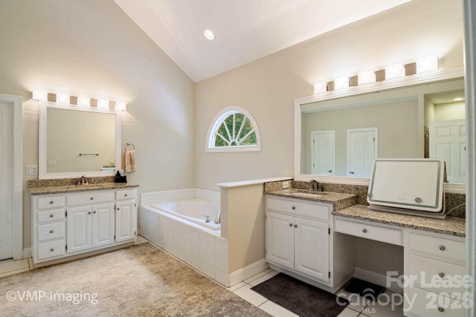 20107 N Cove Road Property Photo 26