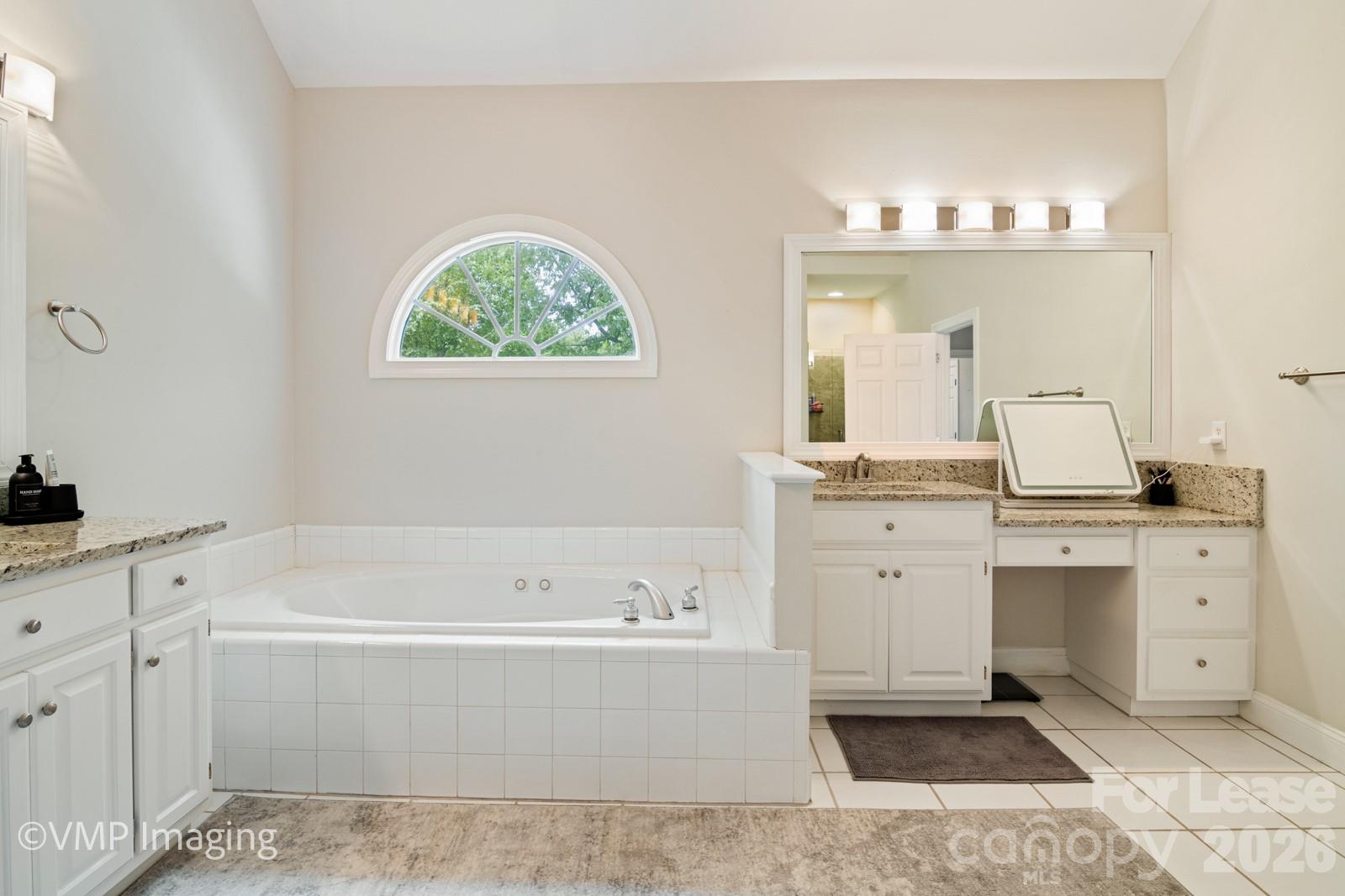 20107 N Cove Road Property Photo 27