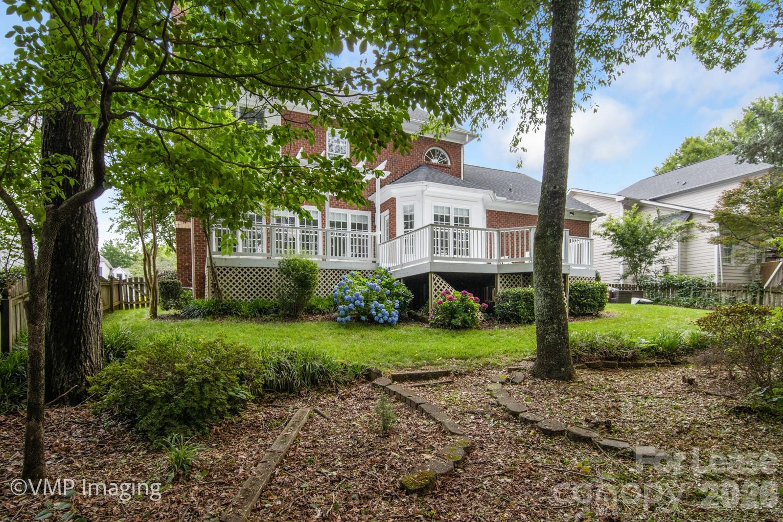 20107 N Cove Road Property Photo 34