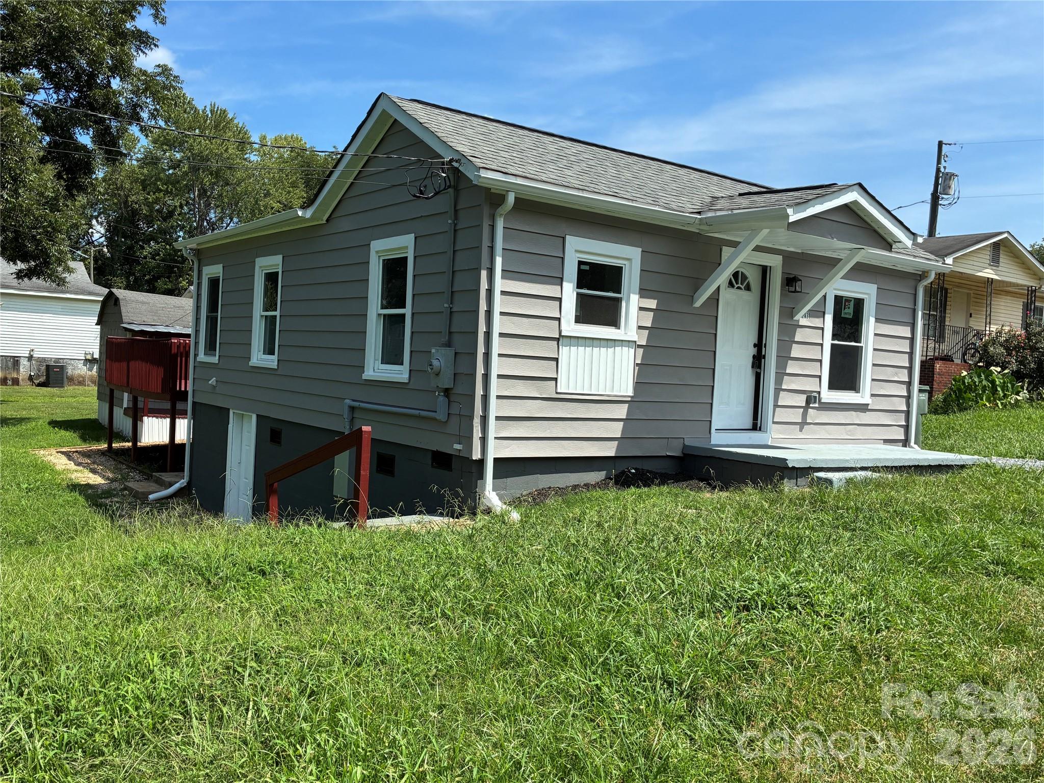 2831 Millstone Drive Property Photo 2