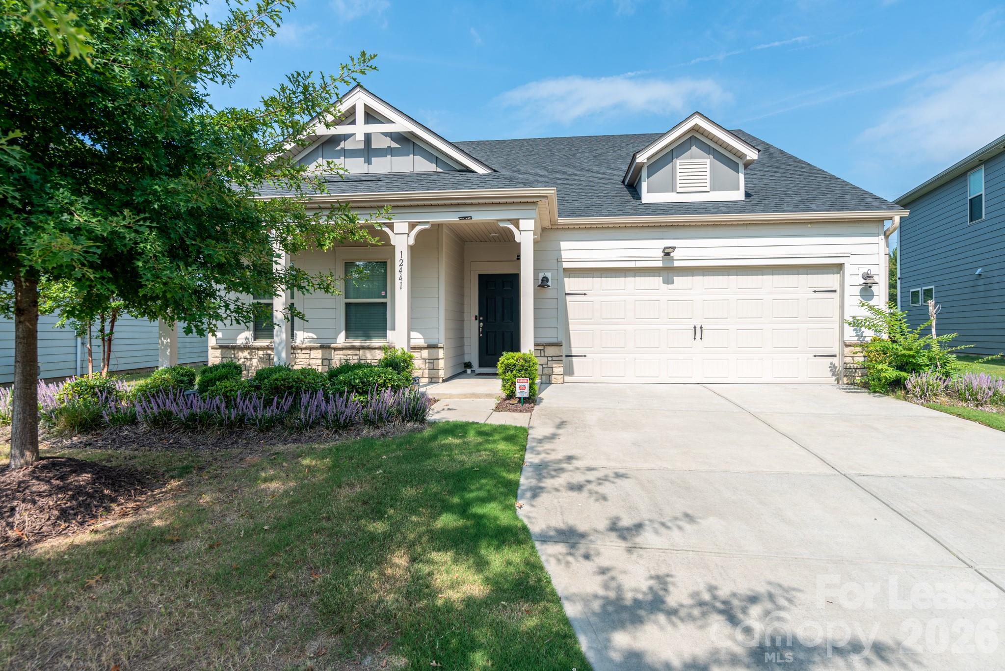 12441 Stoneybrook Station Parkway Property Photo 2