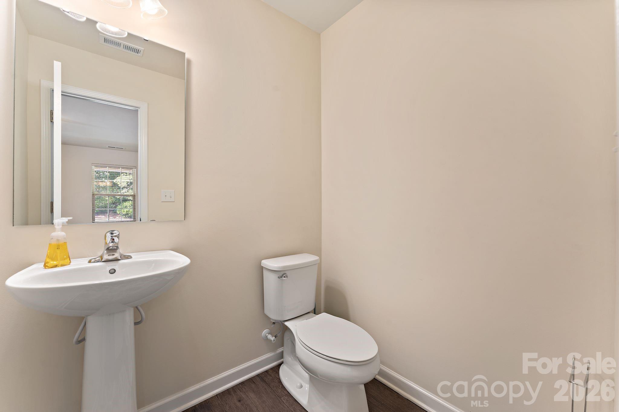 206 Notable Lane Property Photo 12
