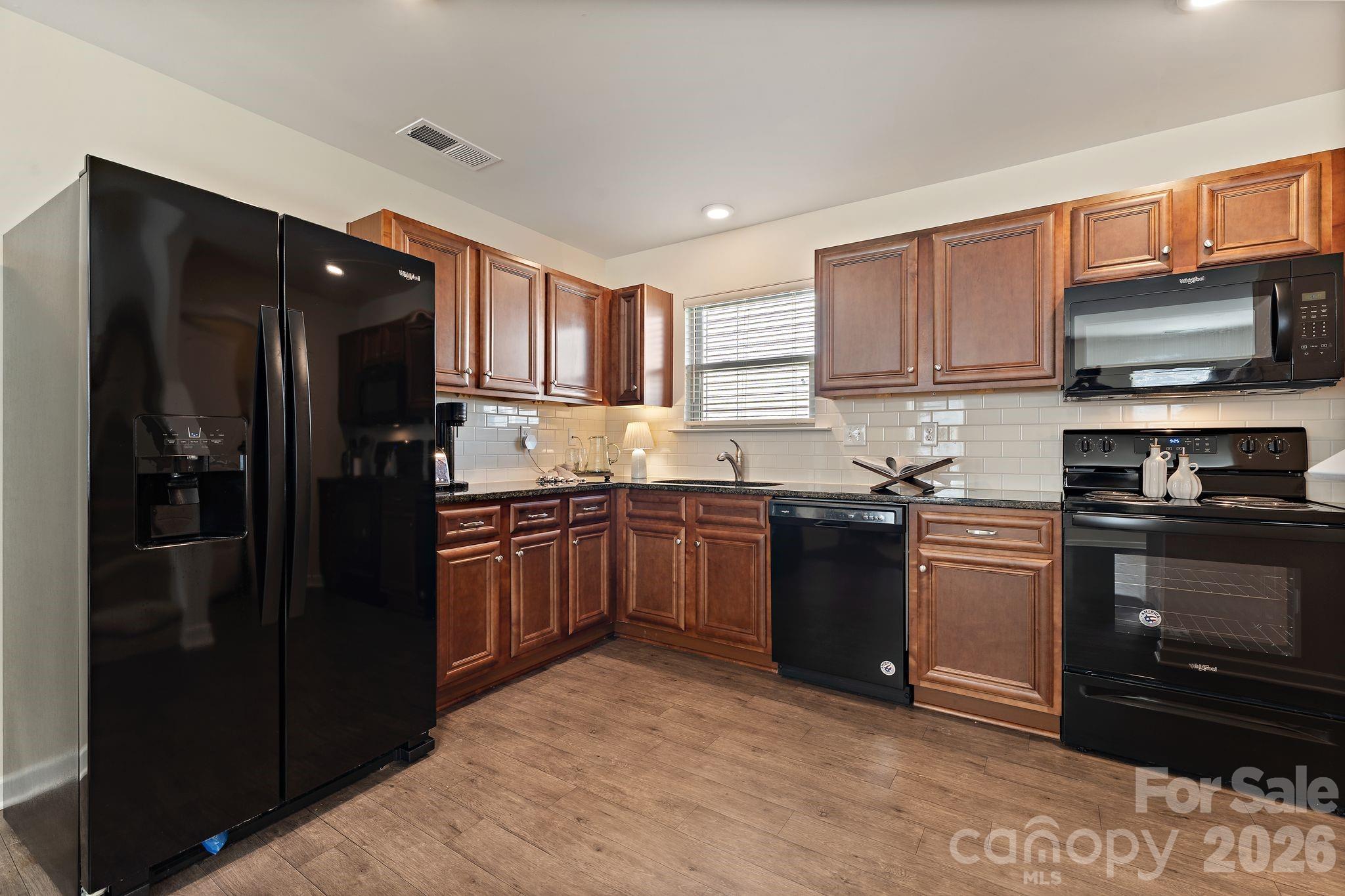 206 Notable Lane Property Photo 16