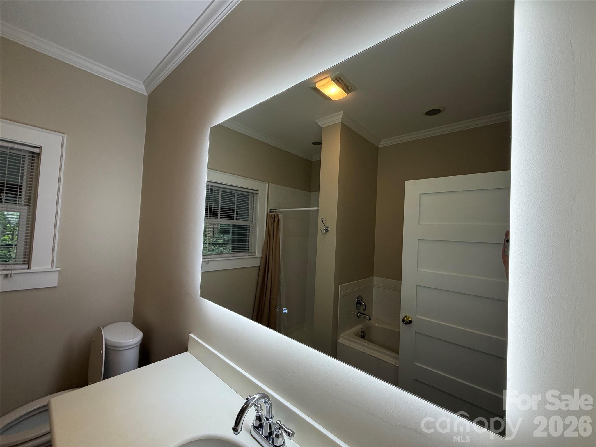 618 S Poplar Street Property Photo 18