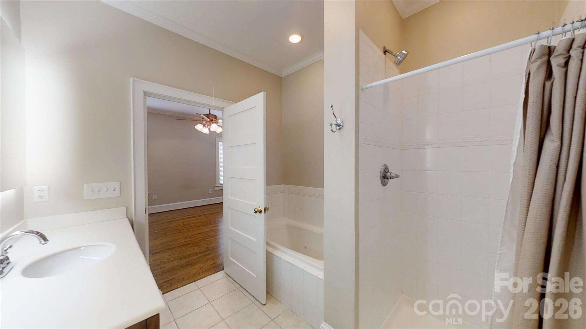 618 S Poplar Street Property Photo 19