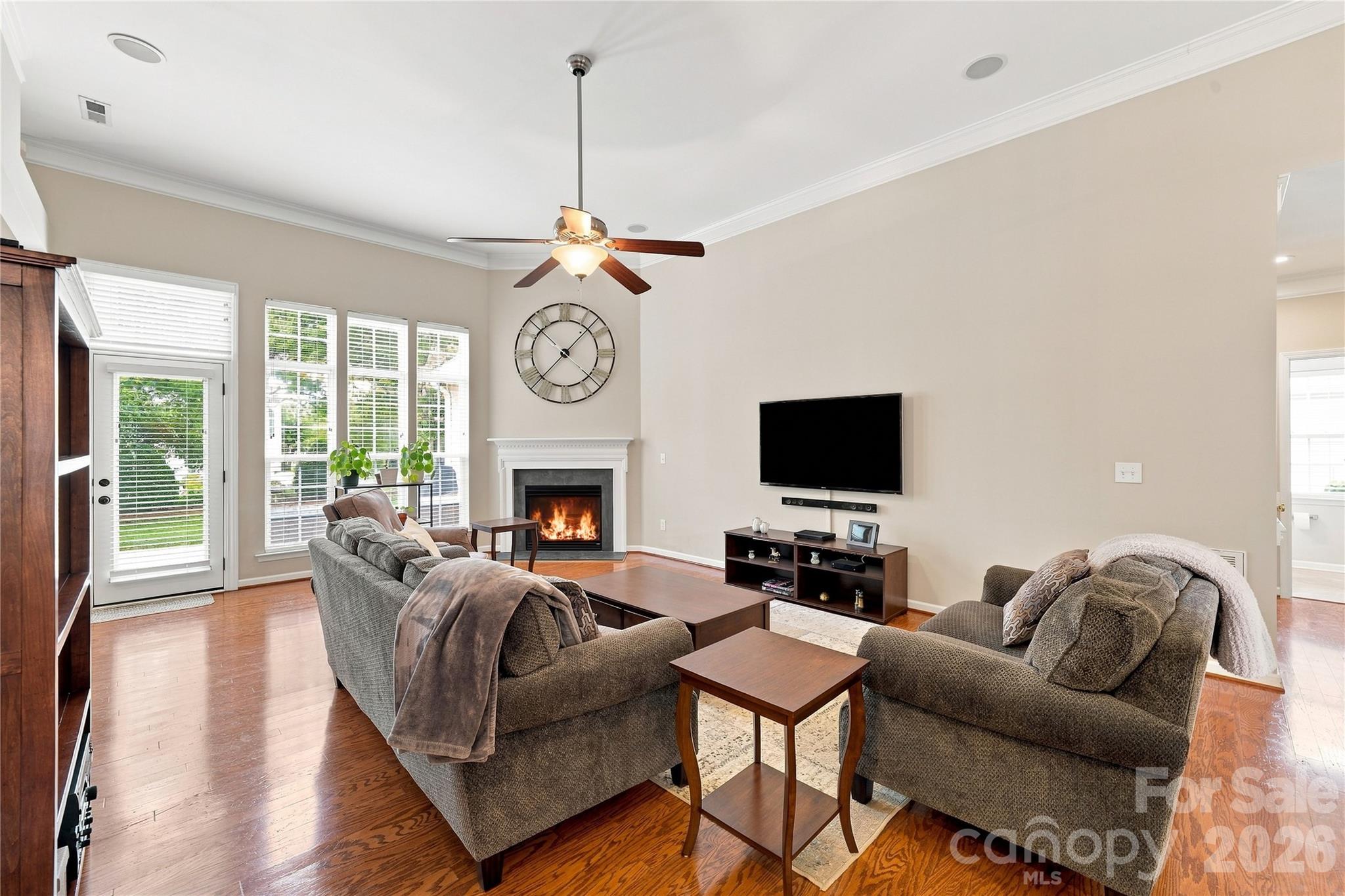508 Montgrove Place Property Photo 7