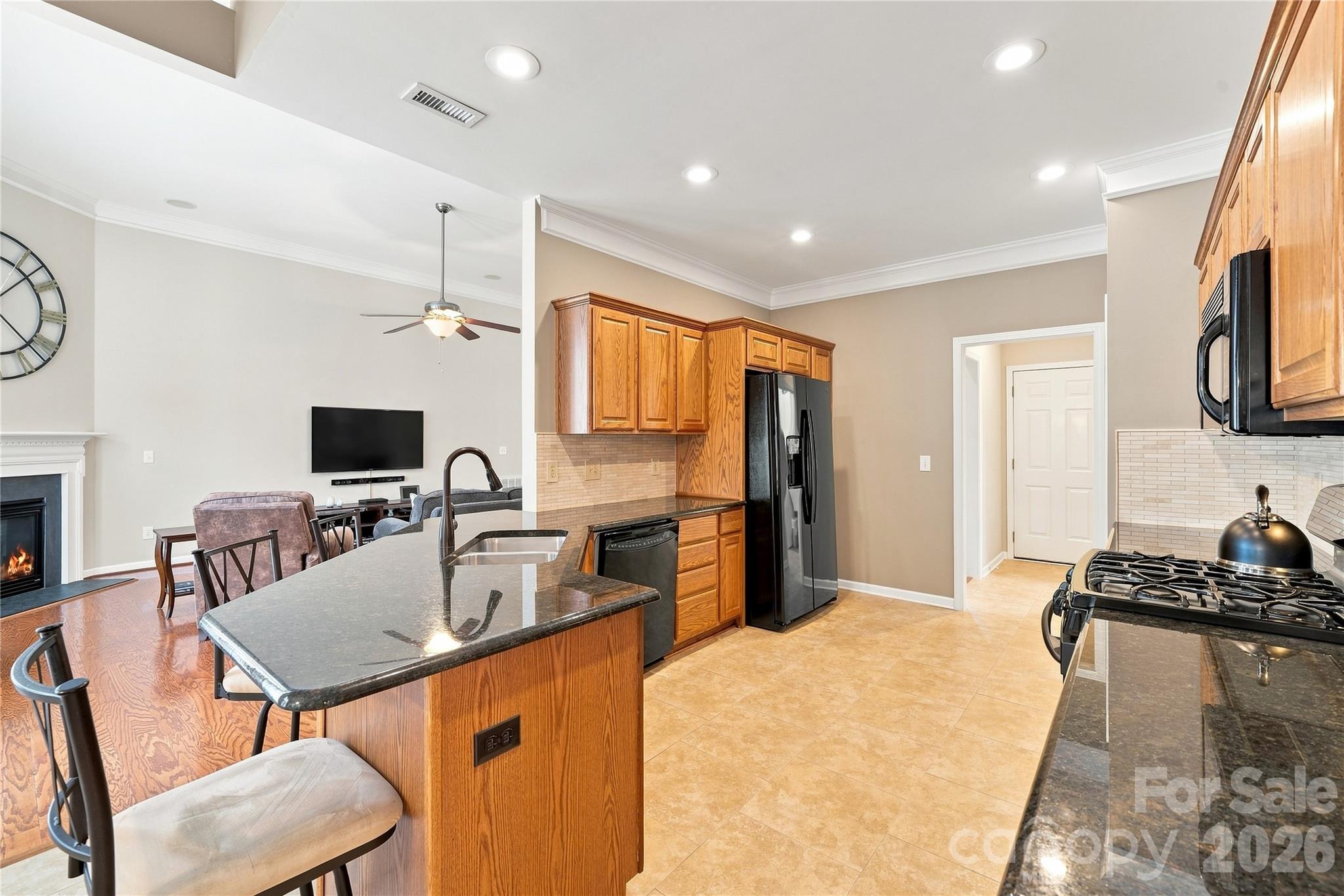 508 Montgrove Place Property Photo 16