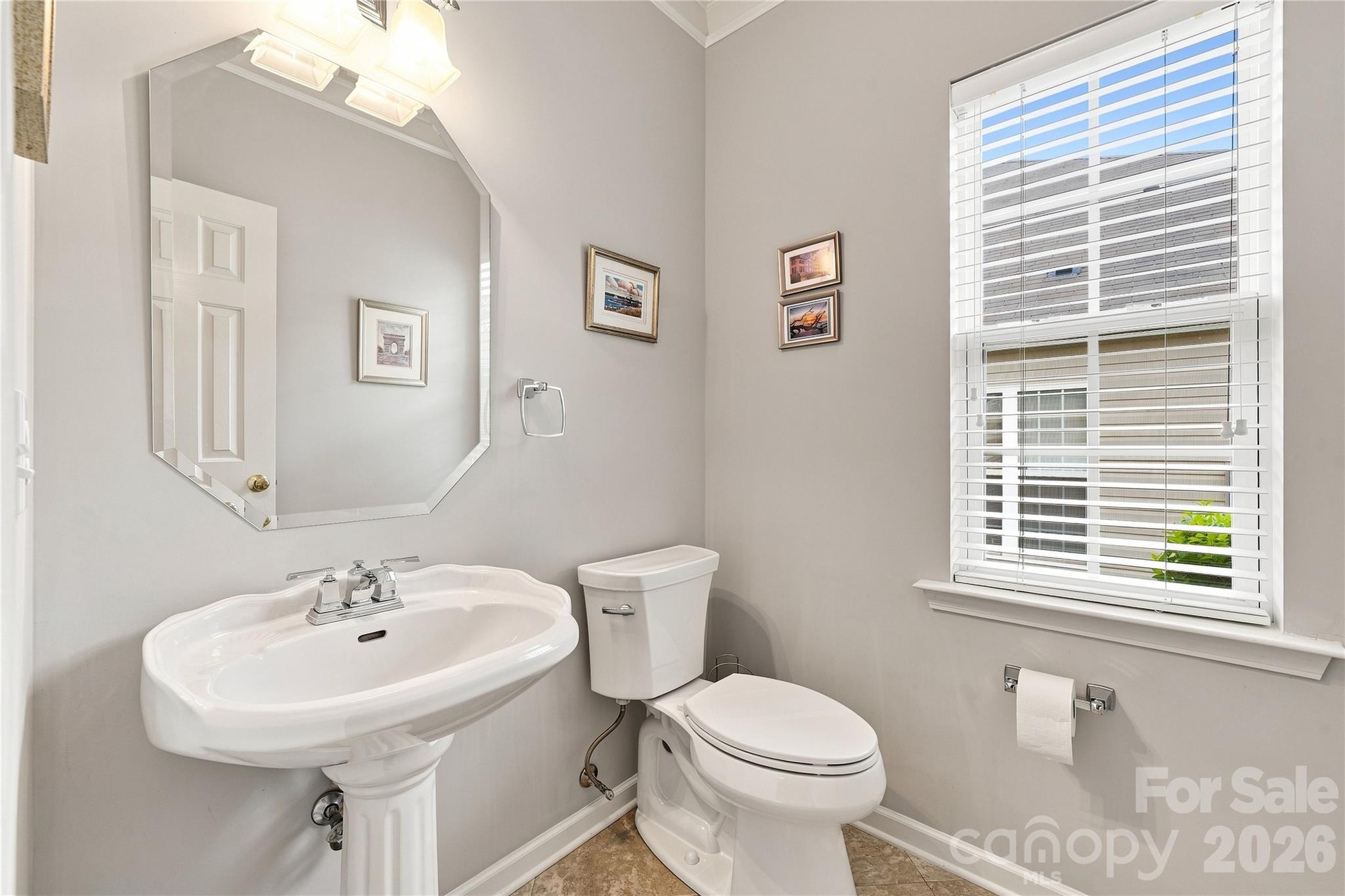 508 Montgrove Place Property Photo 31