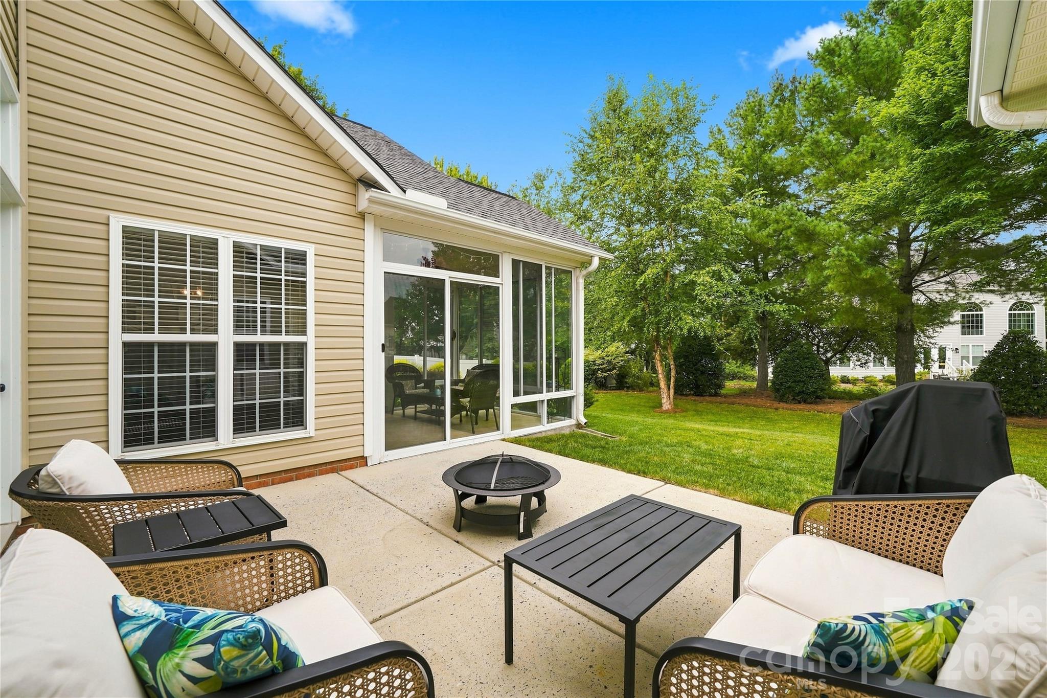 508 Montgrove Place Property Photo 35