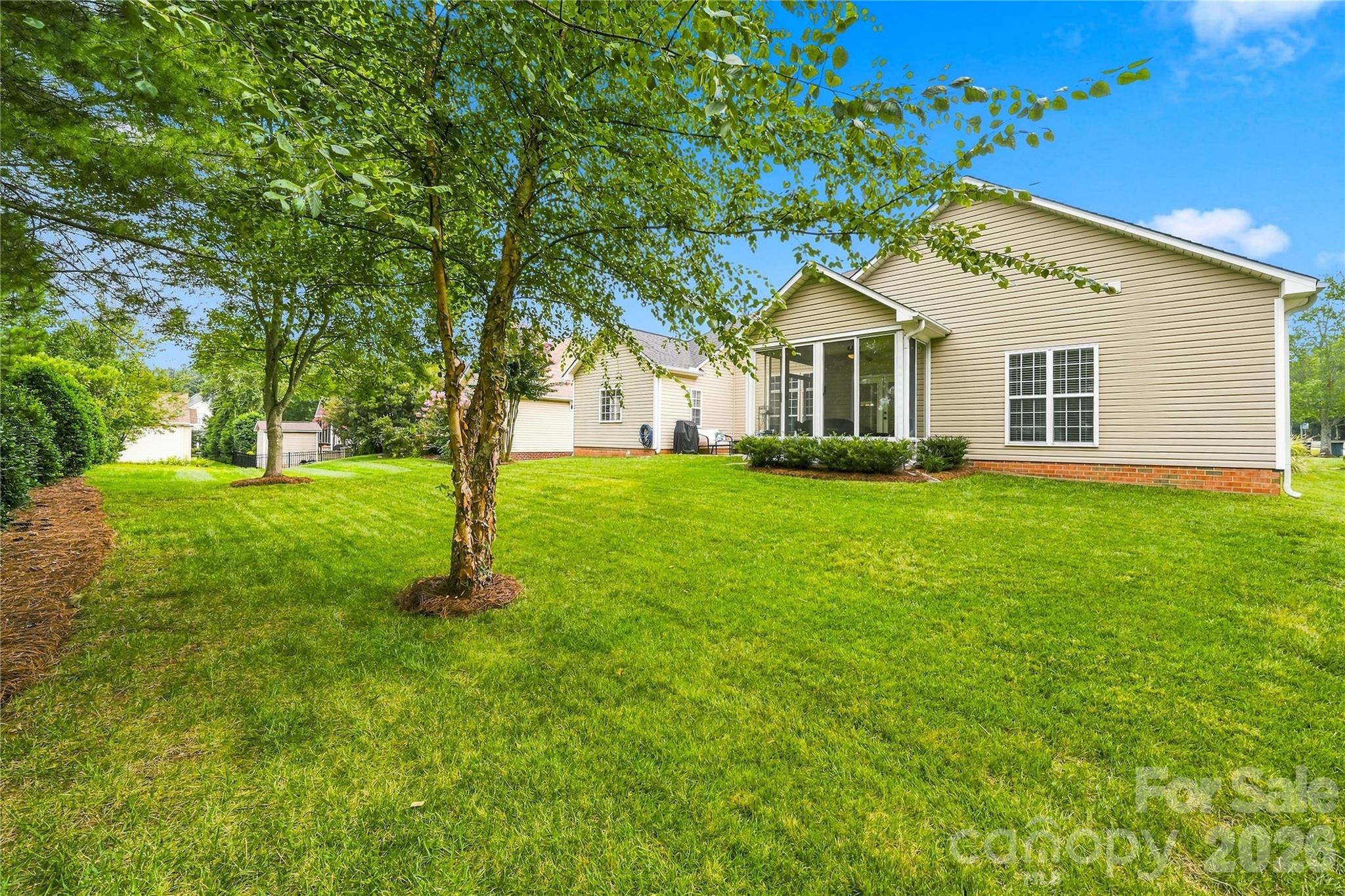 508 Montgrove Place Property Photo 37
