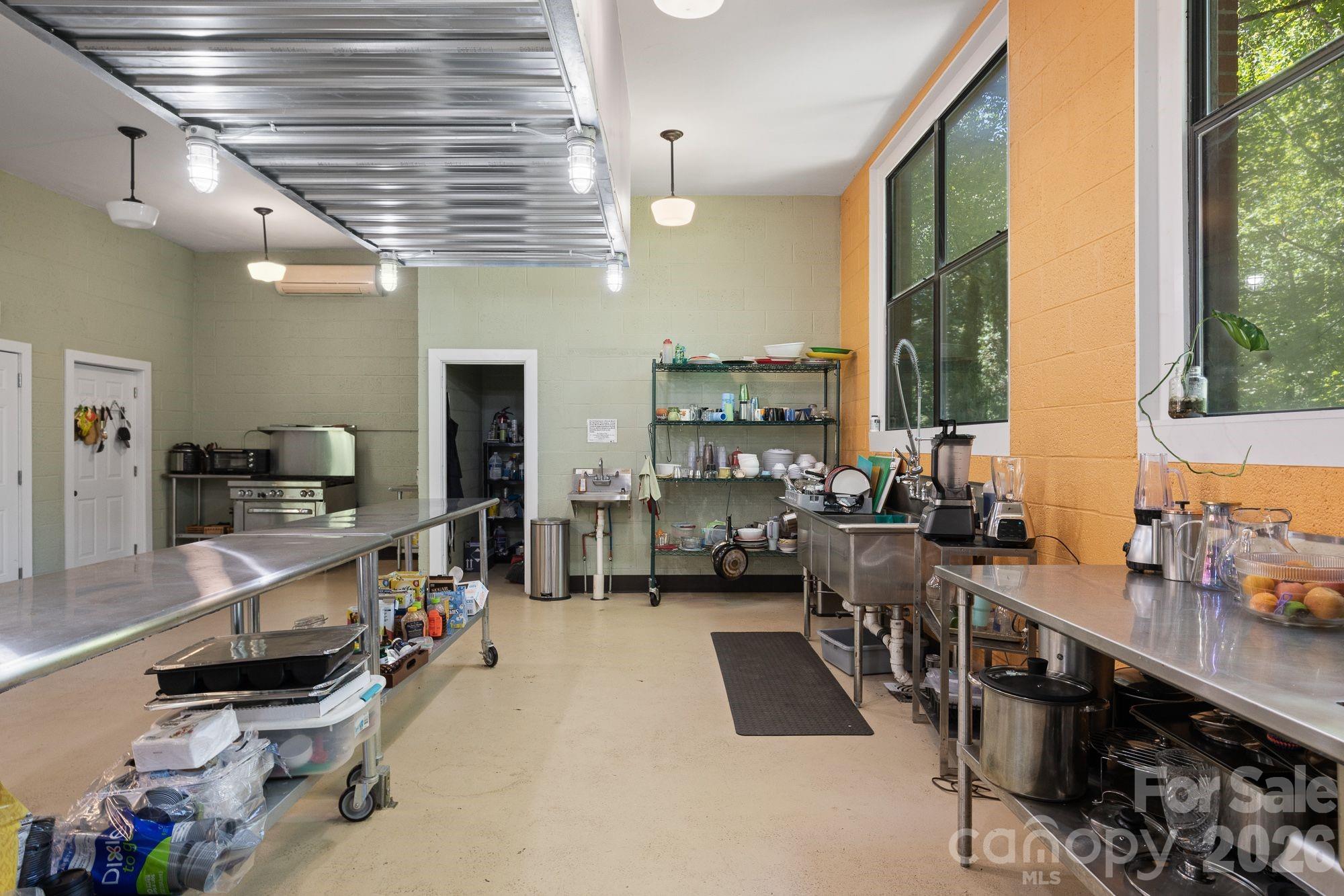 504 Mountain View School Road Property Photo 6