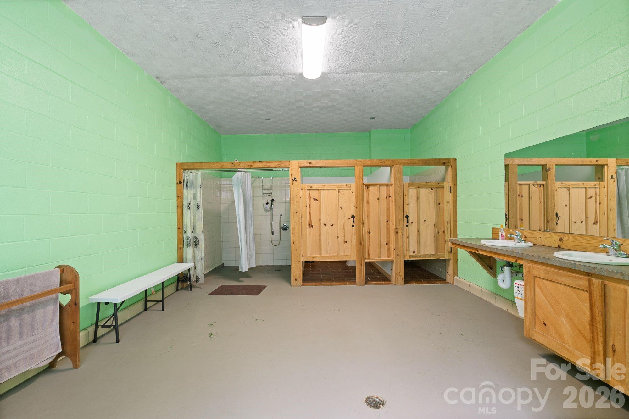 504 Mountain View School Road Property Photo 11