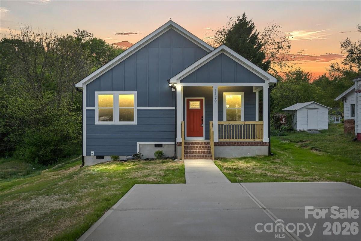 1129 3rd Street Property Photo 2